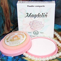 Натуральная жасминовая компактная пудра Magdolin тон 1